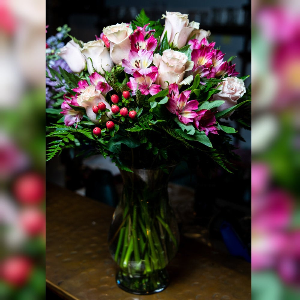 Standard Dozen Roses | MacKenzie's Flowers